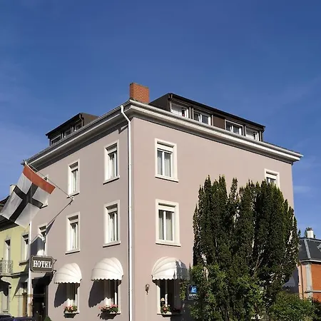 Buchner Hof Hotel 3*